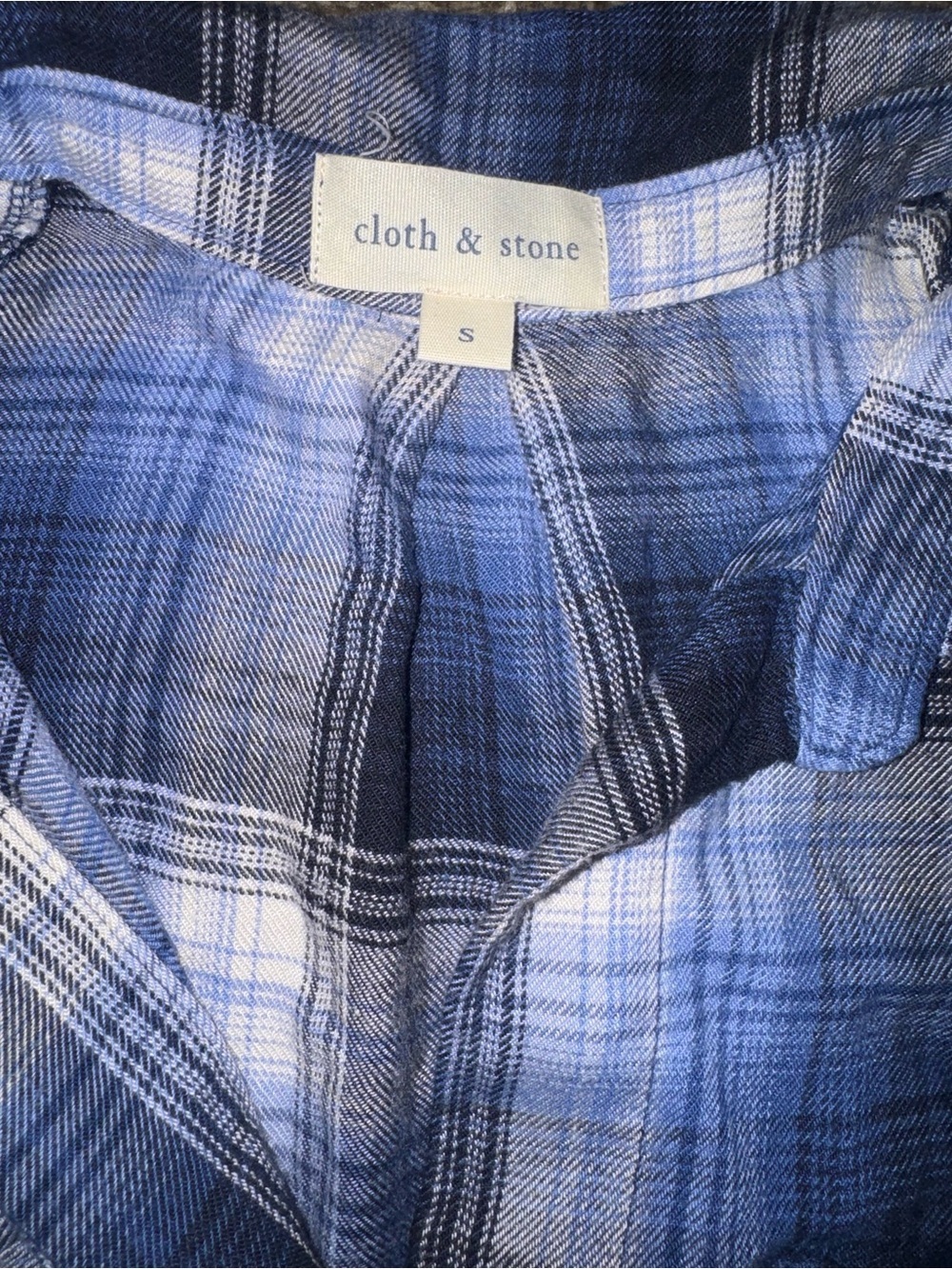 Cloth & Stone Split-Back Flannel - Picture 4 of 8